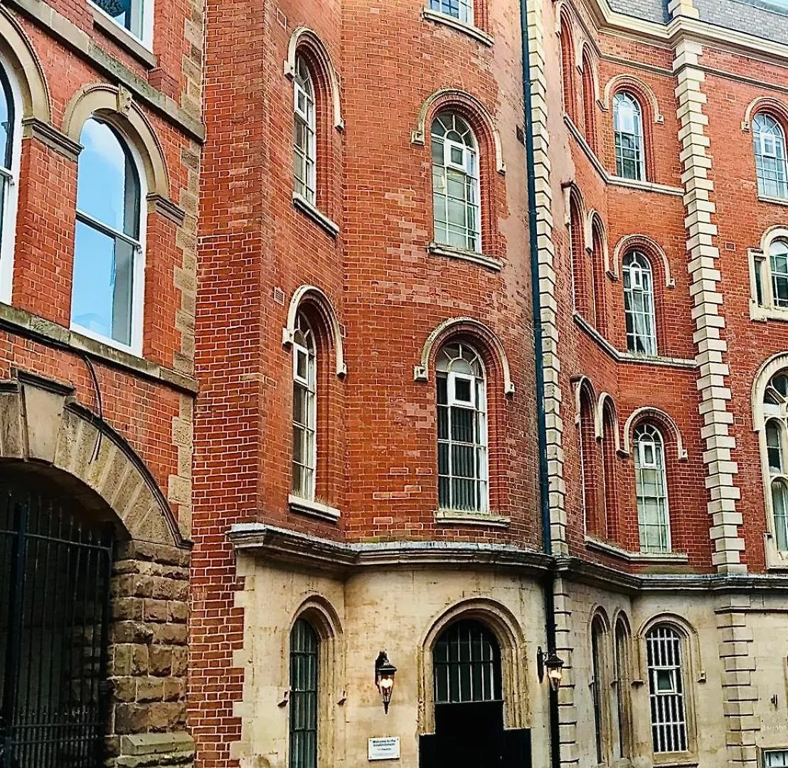 The Fifth Quarters, Grade II Listed Apartment, The Lace Market, Ng1, City Centre, Nottingham, Sleeps 4 0*, Nottingham